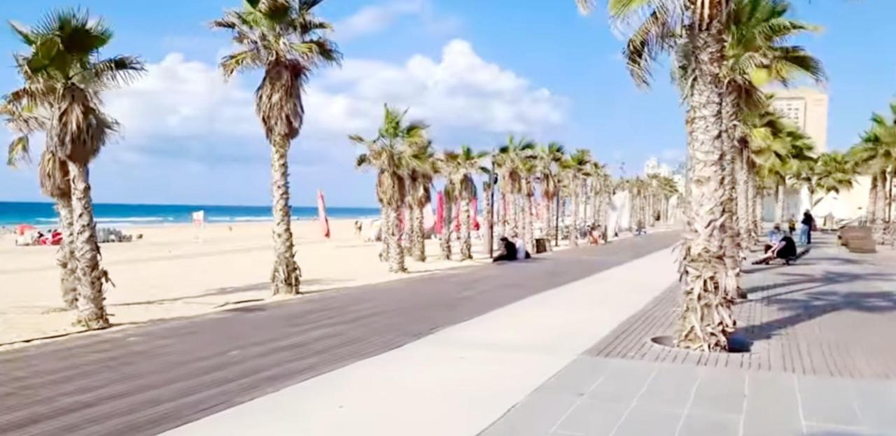 Beachfront Studio Apartment Bat Yam 412 Zewnętrze zdjęcie